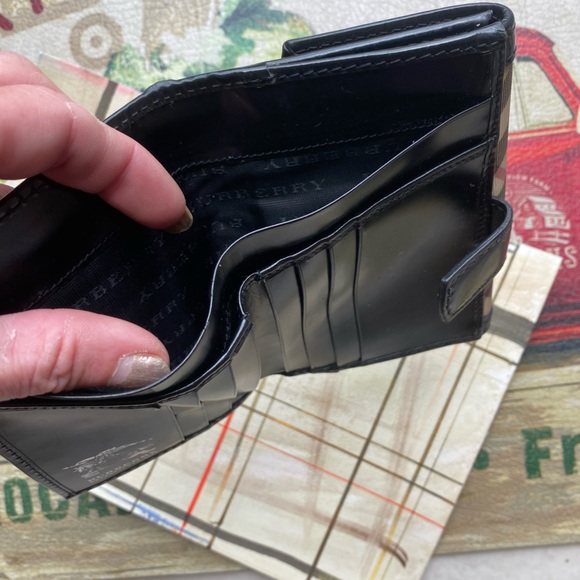 BURBERRY NOVA CHECK Bifold Wallet w/front pouchPVC/Black Patent🔥Italy🇮🇹🔥EUC! - Picture 9 of 17